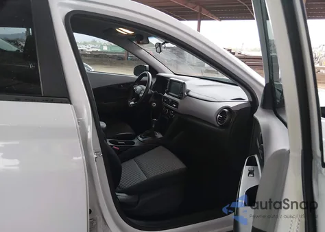 2018 Hyundai Kona Se из США, поврежденный, VIN KM8K12AAXJU155444